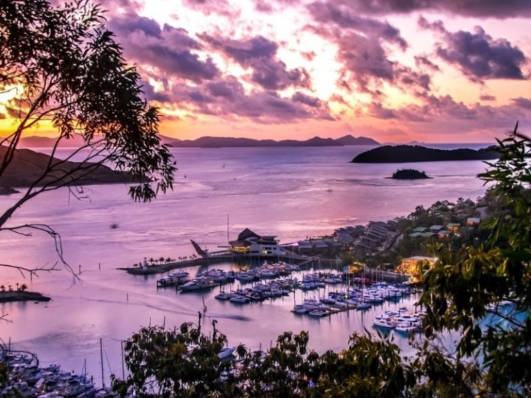 Navigating Paradise: A Guide to Bareboat Hire from Hamilton Island